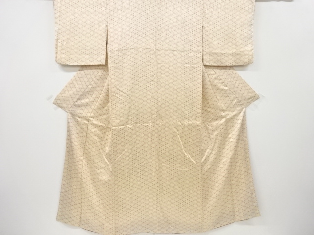 リサイクル　変わり麻の葉模様小紋着物